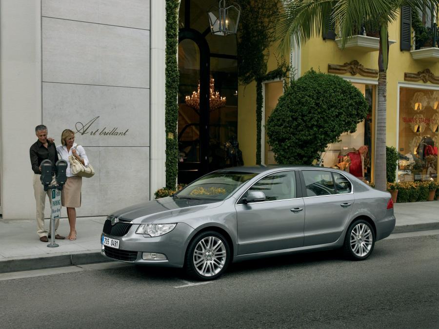  Skoda Superb 2008 года  (фото 16 из 131)